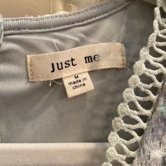 Just Me Floral Lace Dress - Picture 3 of 7